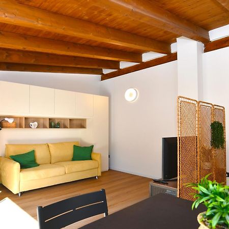 Bocconi Fond Prada Ieo Spettacolare Attico Con Terrazzo Apartamento Milão Exterior foto
