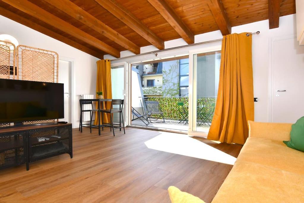 Bocconi Fond Prada Ieo Spettacolare Attico Con Terrazzo Apartamento Milão Exterior foto