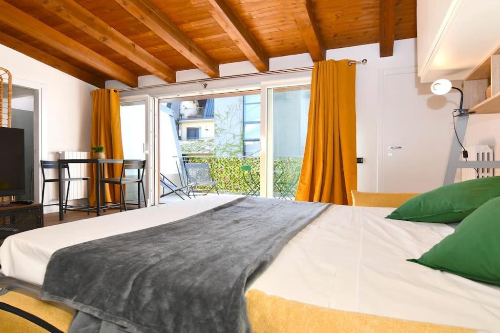 Bocconi Fond Prada Ieo Spettacolare Attico Con Terrazzo Apartamento Milão Exterior foto