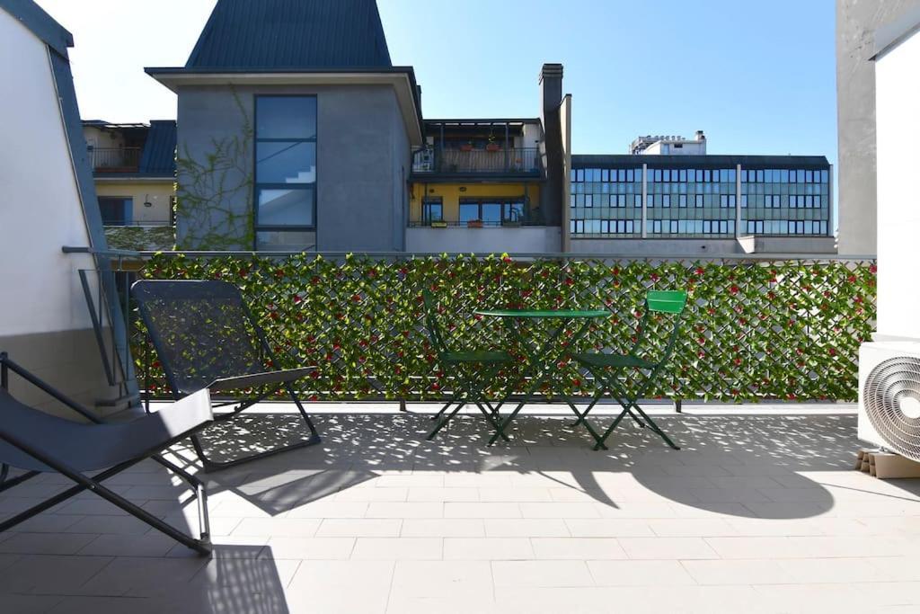 Bocconi Fond Prada Ieo Spettacolare Attico Con Terrazzo Apartamento Milão Exterior foto