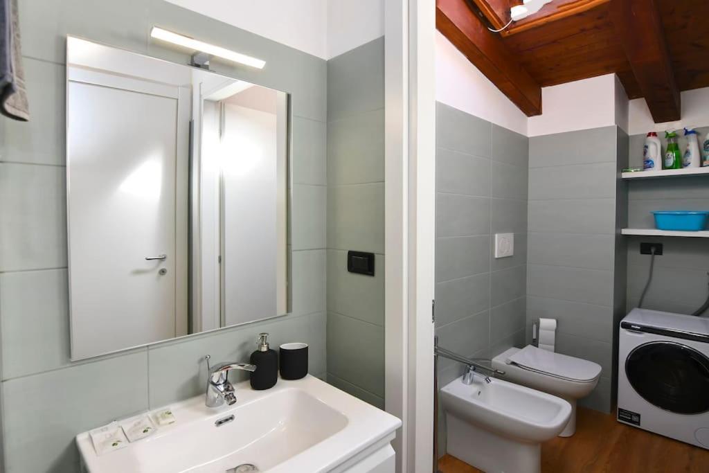 Bocconi Fond Prada Ieo Spettacolare Attico Con Terrazzo Apartamento Milão Exterior foto