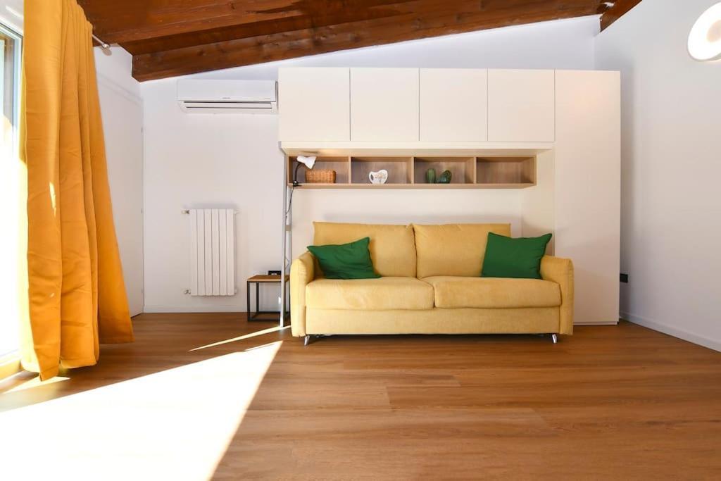 Bocconi Fond Prada Ieo Spettacolare Attico Con Terrazzo Apartamento Milão Exterior foto
